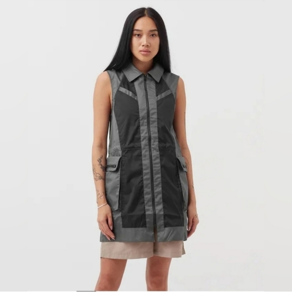 NWT Jordan Utility Convertible Jacket Black Gray Medium - Picture 3 of 15